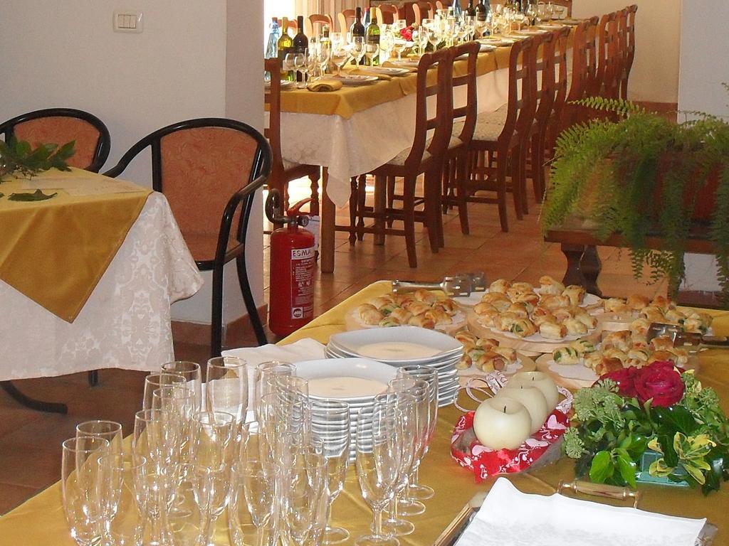 Albergo Ristorante Olimpia Abbadia San Salvator Ngoại thất bức ảnh